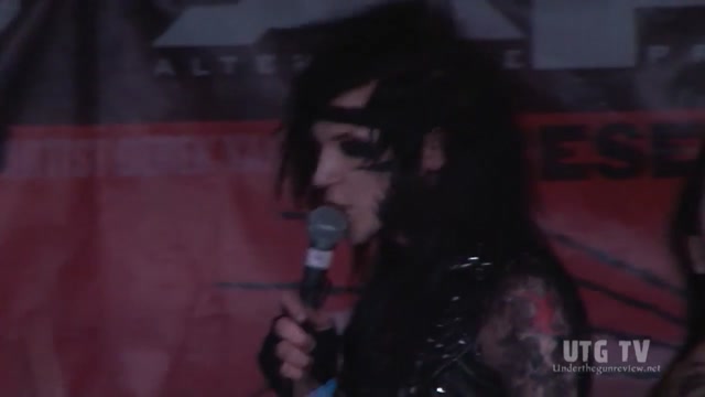 Black veil brides - Sweet blasphemy Live