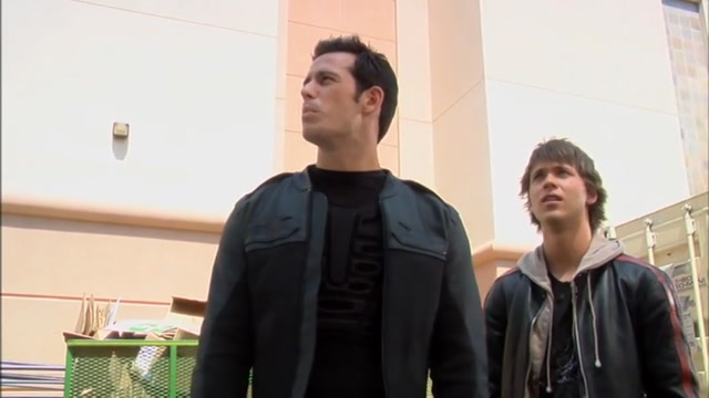 Kamen Rider Dragon Knight - E02 - Contract With The Dragon