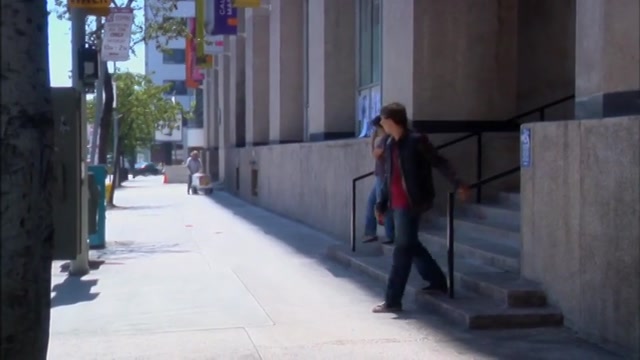 Kamen Rider Dragon Knight - E01 - Search For The Dragon