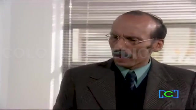 Yo soy Betty la Fea (1999) - Don Hermes Pinzón Hablando con Roberto Mendoza Sobre Betty - RCN (Años 2000)