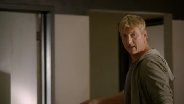 Cobra Kai - Saison 01 - Episode 02