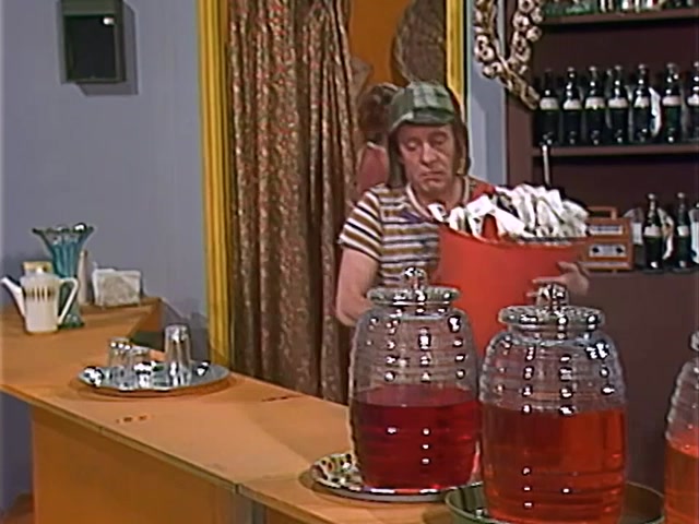 El Chavo del 8 S07E25 - O Restaurante de Dona Florinda