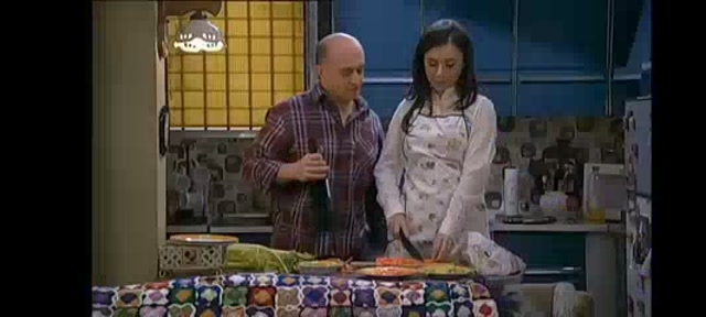 Aída 9x17 Al otro lado de la webcam