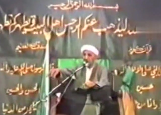 aaa102 .... المعمم احمد الوائلي .... القرآن يقول إن السفينة استوت على جبل الجودي، أما بعض الروايات فتنقلها إلى الكوفة... يبدو أن السفينة نفسها لم تعد تعرف أين رست بالضبط