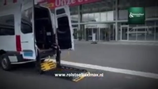 Rolstoeltaxi Max | Veilig en Betrouwbaar Rolstoelvervoer in Nederland