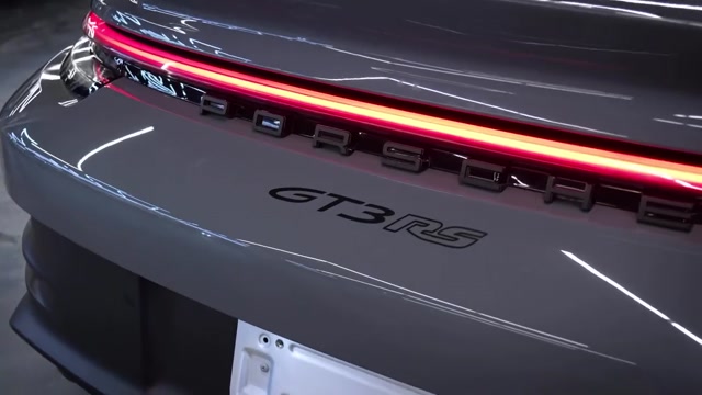 Карбон Porsche 911 GT3 RS и яркие кованые диски