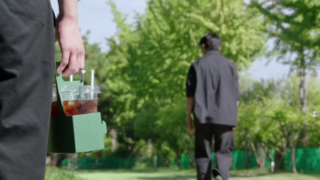 Love.on.the.Menu.S01E21_WEB_HEVC