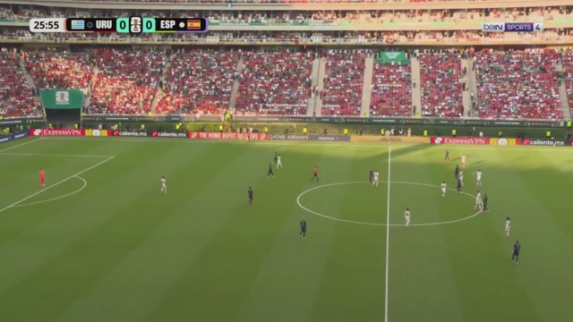 اسبانيا × الاورغواي