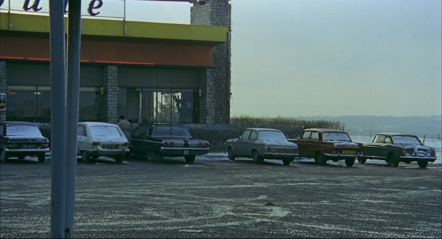 1 EL HALCON Y LA PALOMA 1981