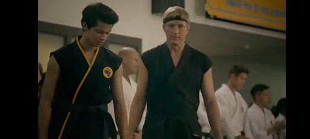 Cobra Kai 1x10 Piedad