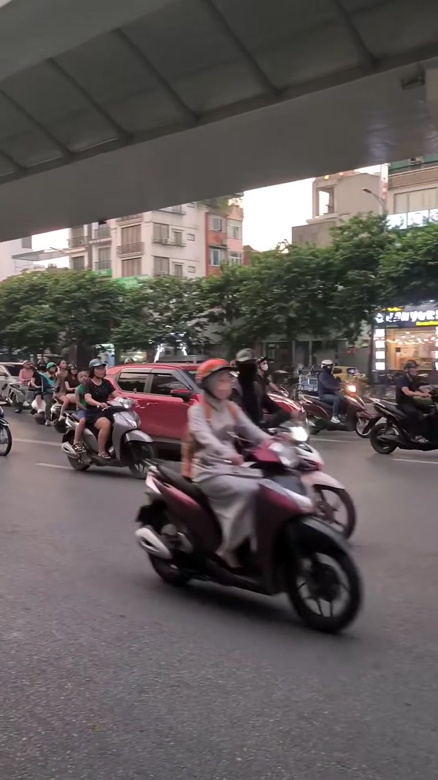 10,8 TRIỆU TỶ ĐỒNG ĐANG NẰM TRONG NGÂN HÀNG. ĐIỀU ĐÁNG SỢ KHÔNG PHẢI LÀ SỐ TIỀN ẤY QUÁ LỚN, MÀ LÀ NÓ VẪN CHƯA TÌM ĐƯỢC NƠI ĐỂ ĐI.