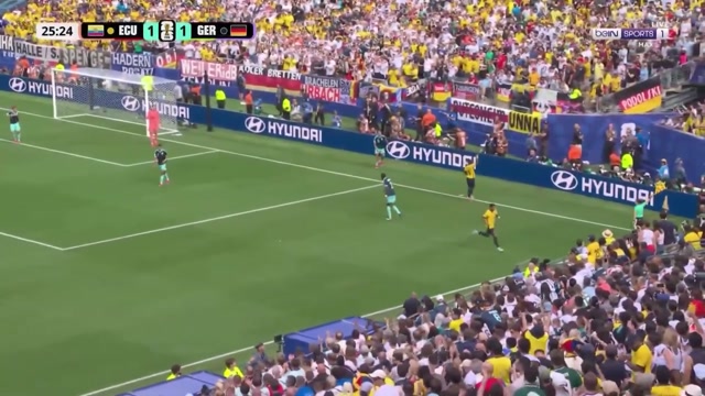 المانيا × الإكوادور