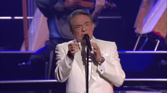 Yanni - Volver A Creer with José José