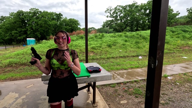 Jade tries the Pulse Components Forced reset Trigger taurus TX22