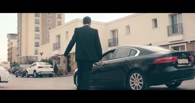 Recomendado de TIENDA_FERNANTIK SPORTS . DOC & Motzu & Smiley  - Pierdut Buletin [Official video HD]