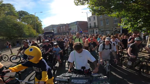 Drum-Bass-On-The-Bike-NORWICH