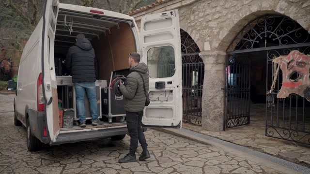 Για τα Πανηγύρια - H Νύχτα των Στοιχειών στην Άμφισσα