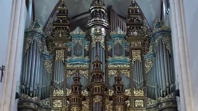 J.S. Bach  Toccata and Fugue in D minor 