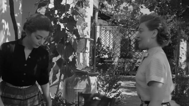 Ο ΦΑΝΟΥΡΗΣ ΚΑΙ ΤΟ ΣΟ'Ι' ΤΟΥ (1957) {HD}