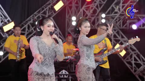 Bokong Semok - Silvy Kumalasari feat. Dike Sabrina | Official Music Video by Talenta Music