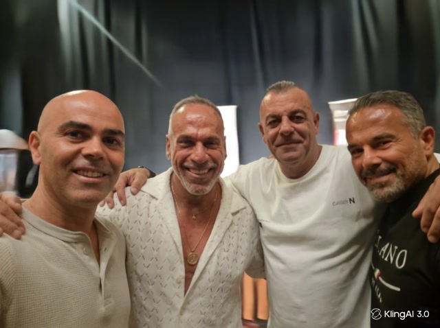 עם השופטים מתחרות מר ישראל פיתוח גוף 2026, קובי עזרא, בועז בן משה, קובי דיקורי, רוני נקש, שרירים