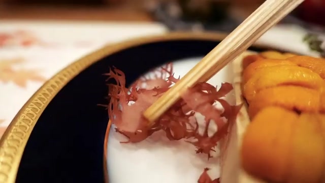 $1500 ALASKAN KING CRAB COURSE Katukanino Hanasaki Sapporo Seafood Japan