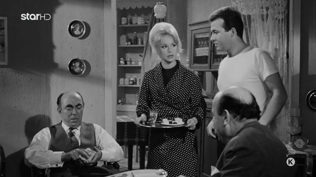 ΔΙΠΛΟΠΕΝΙΕΣ (1966) {HD}