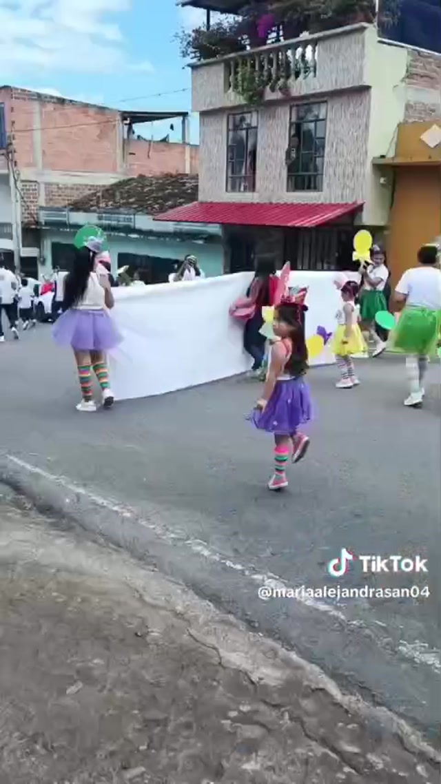 me disfrace de mu;eca en el dia del ni;o