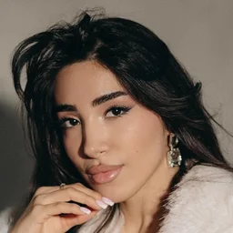 bellaamaryan